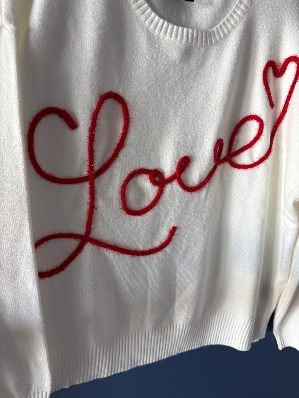 Women's “ Love “ Graphic
Pullover Sweater - White and red size xxl - Picture 6 of 8
